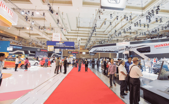 The Impact of Custom Exhibition Stands on Brand Visibility
